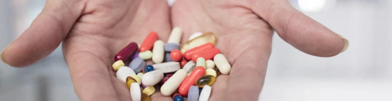 La Medicina de Alto Precio en tiempos de una economía de Mercado. La Medicina de Alto Precio en tiempos de una economía de Mercado.